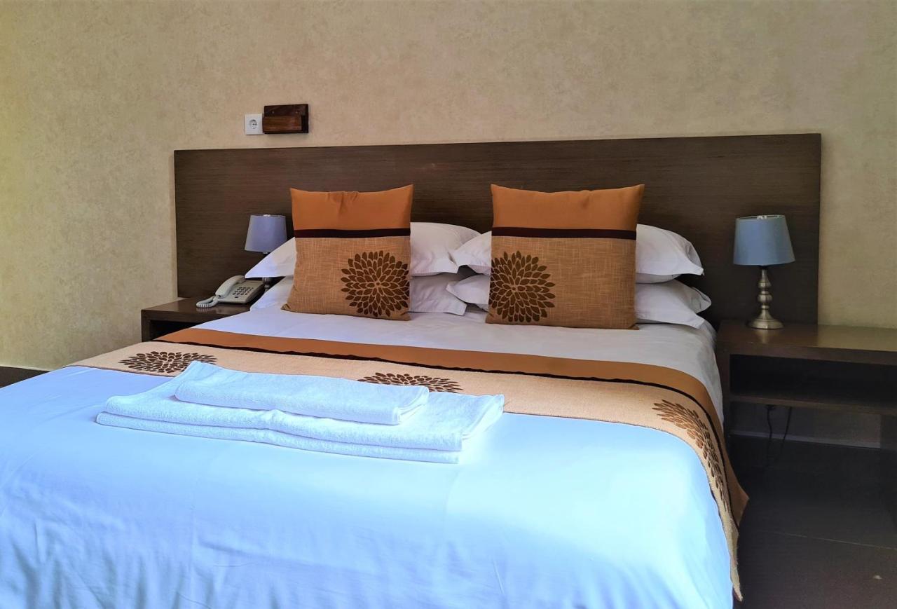 Stay Inn - Guest House Maputo Bagian luar foto